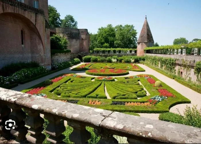 De Charme Et Pres D'albi , Au Mas De Bel Air Arthes