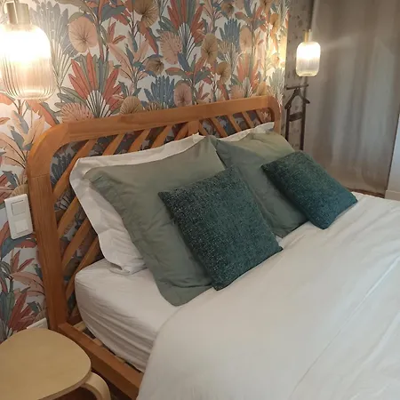 De Charme Et Pres D'albi , Au Mas De Bel Air Holiday home *