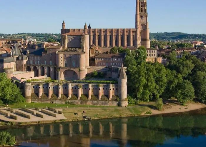De Charme Et Pres D'albi , Au Mas De Bel Air